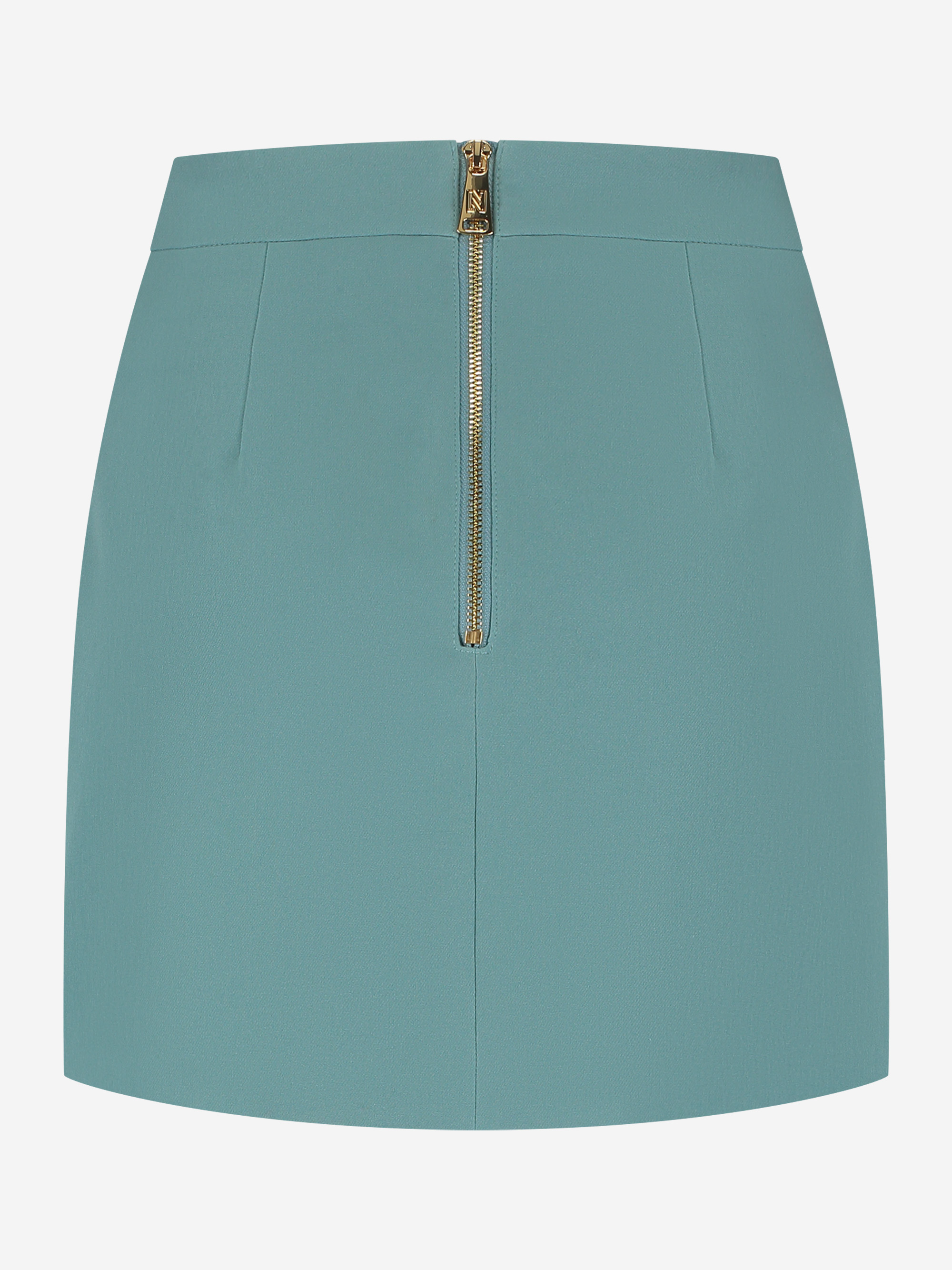 Fitted skirt with a slit