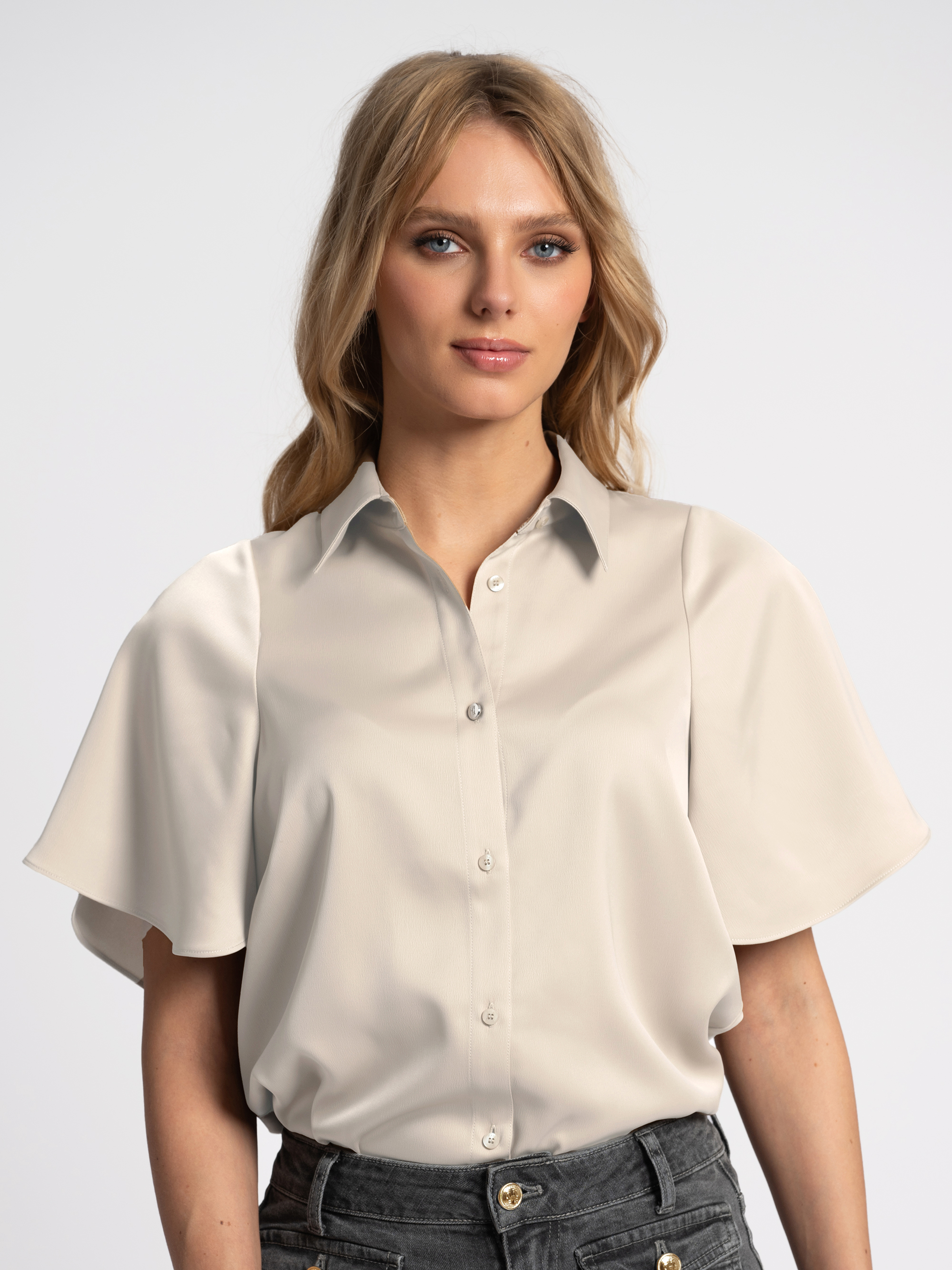 Blouse with wide split sleeves