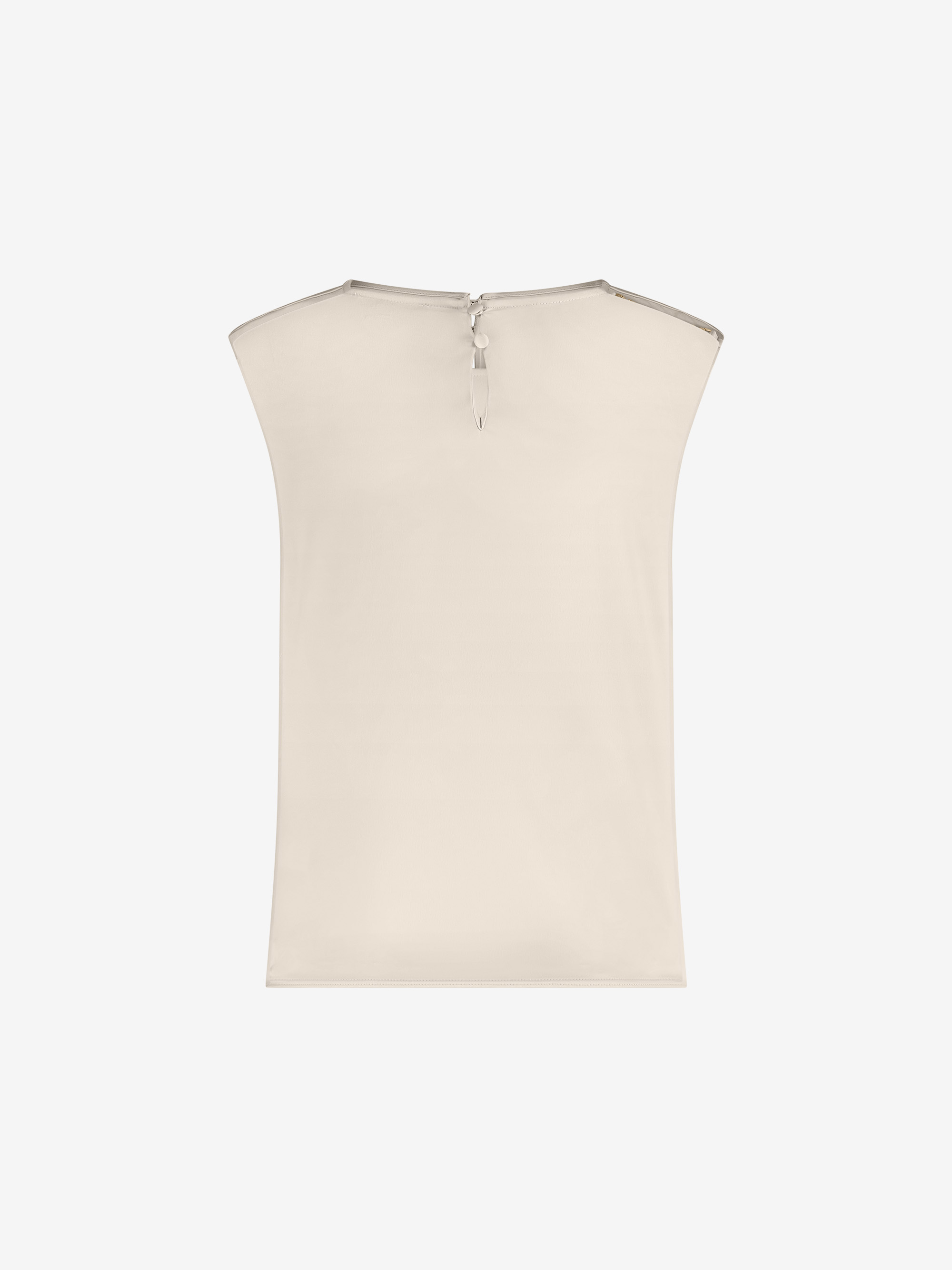Satijnen top met ketting detail
