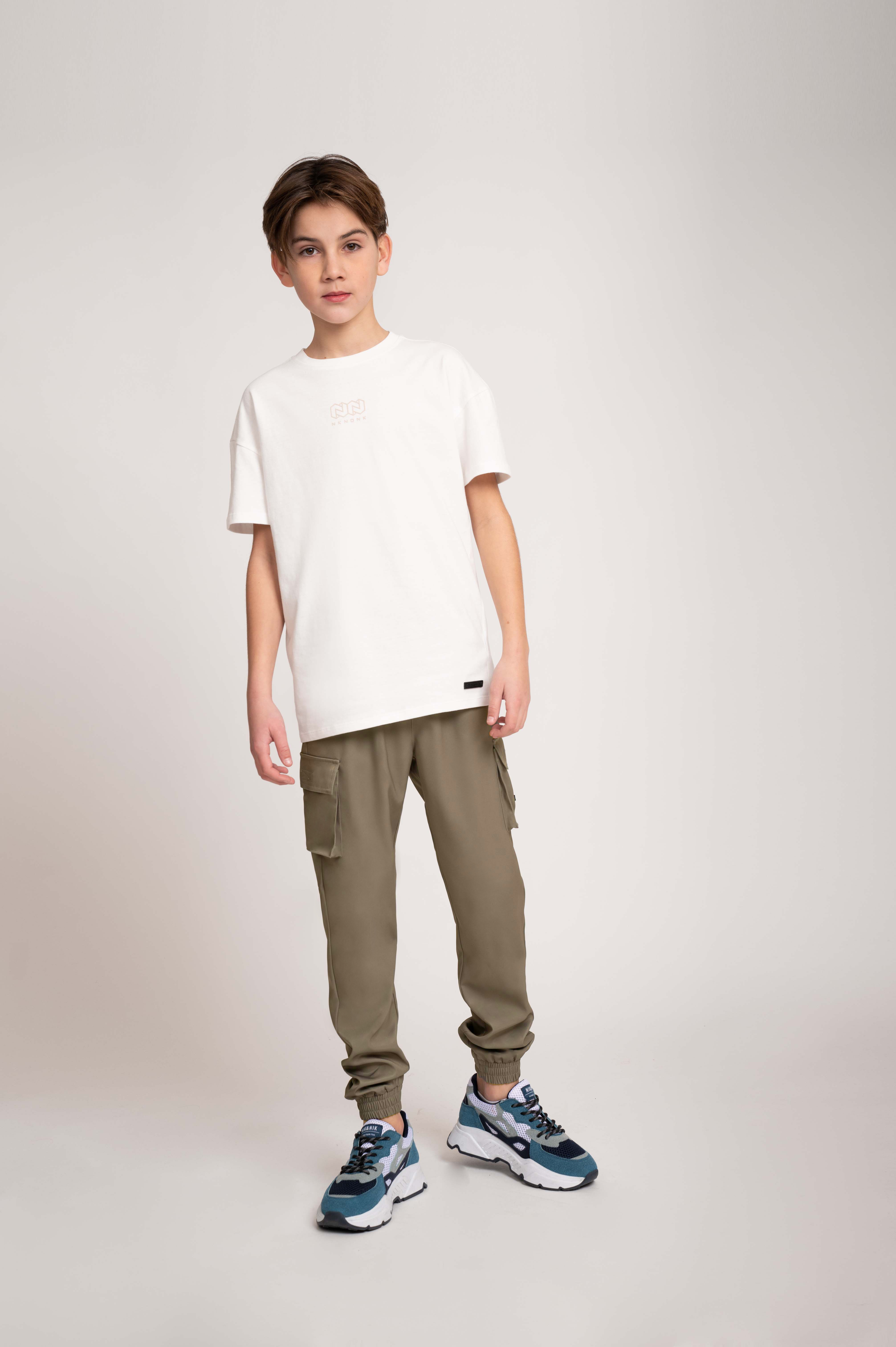 Utility pants with mid rise