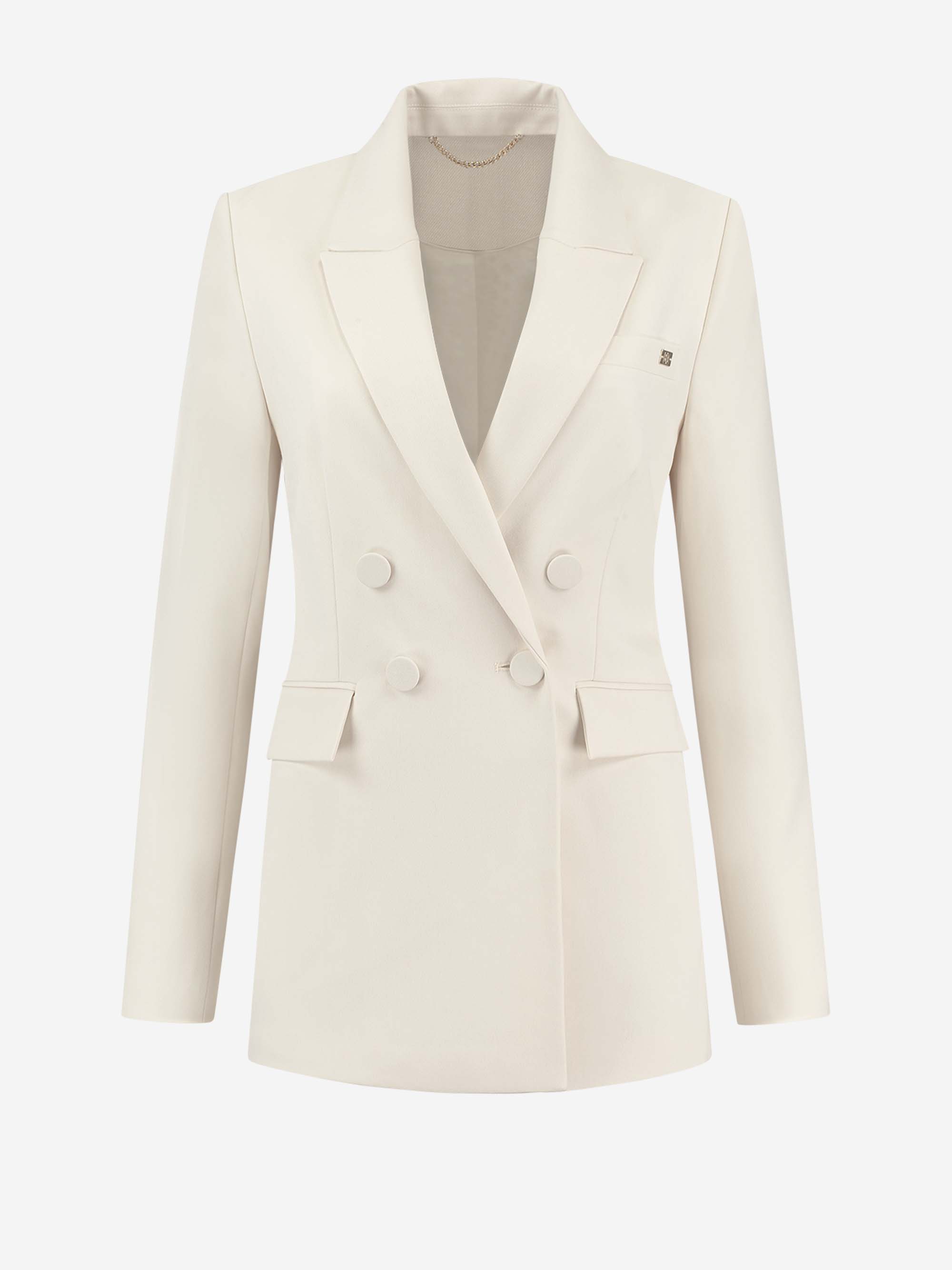 Nora Blazer