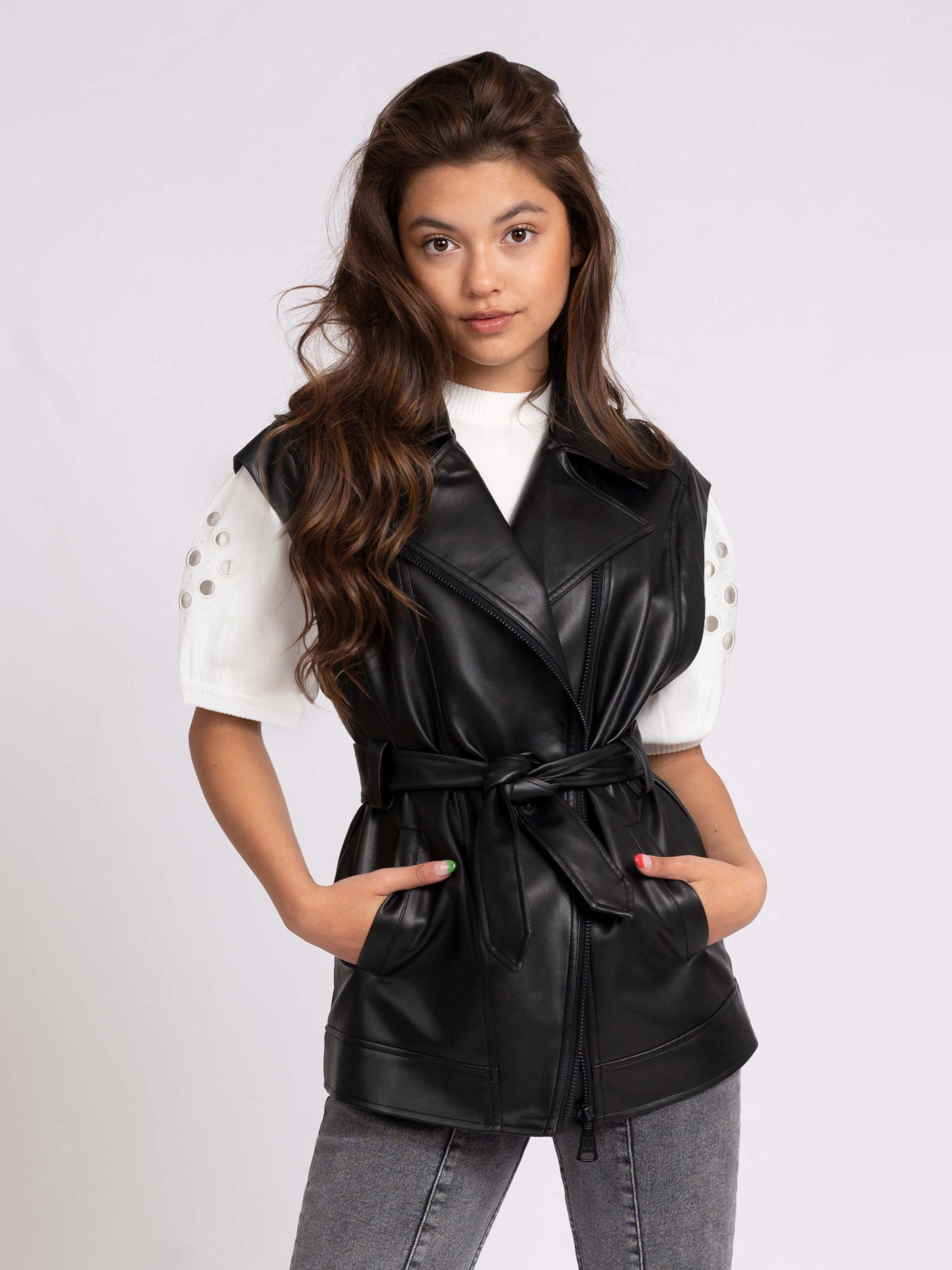 Eleen Vest