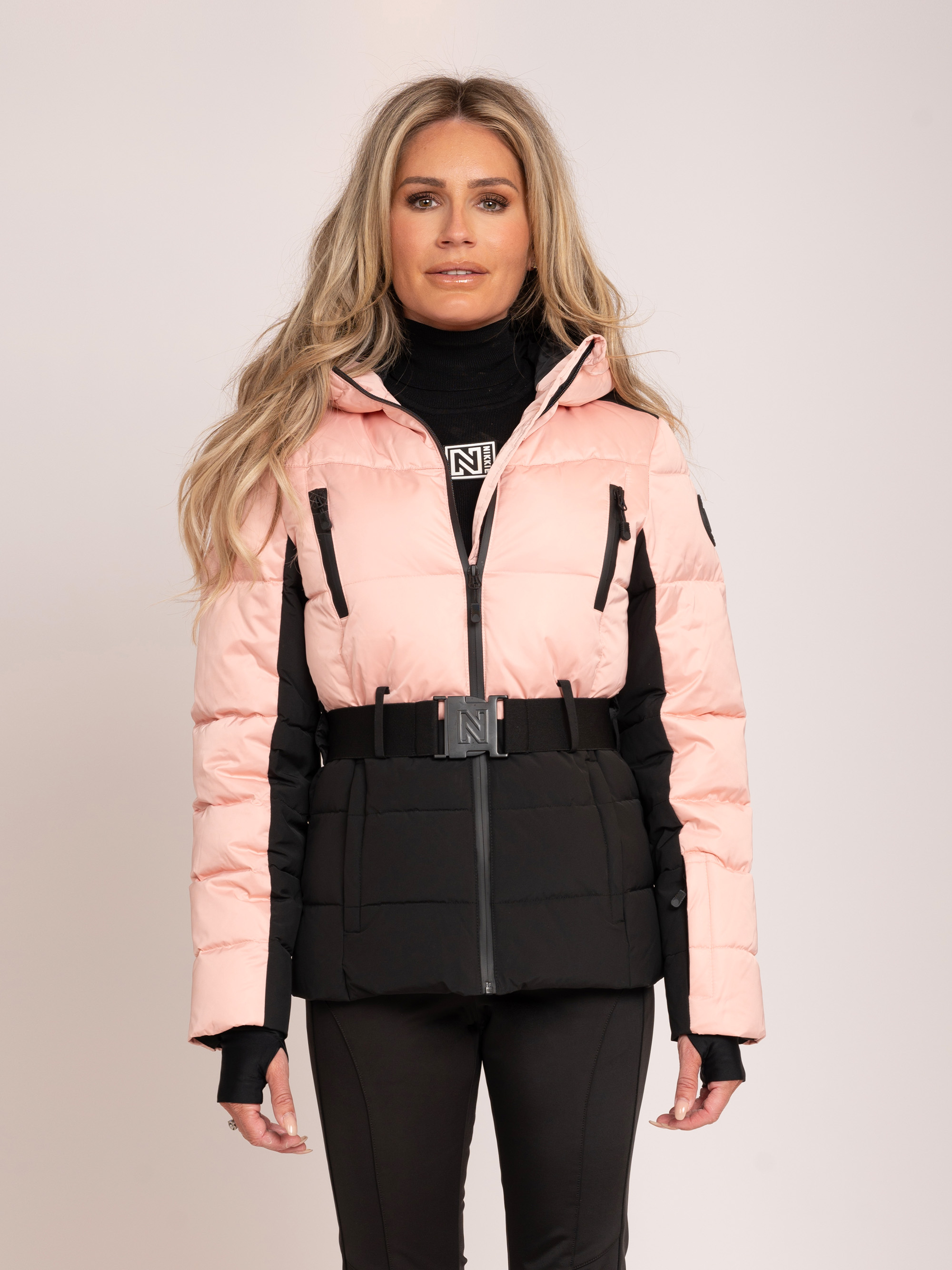 Ski jacket with belt 