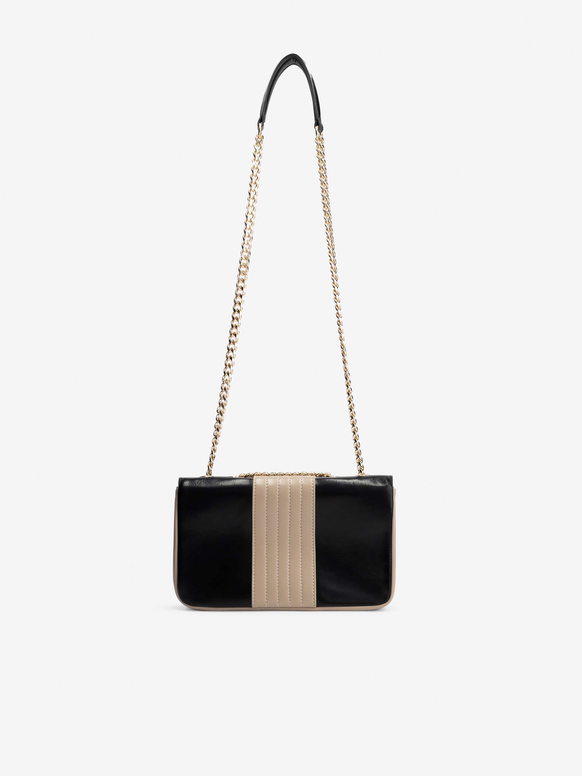 Shoulderbag with chain