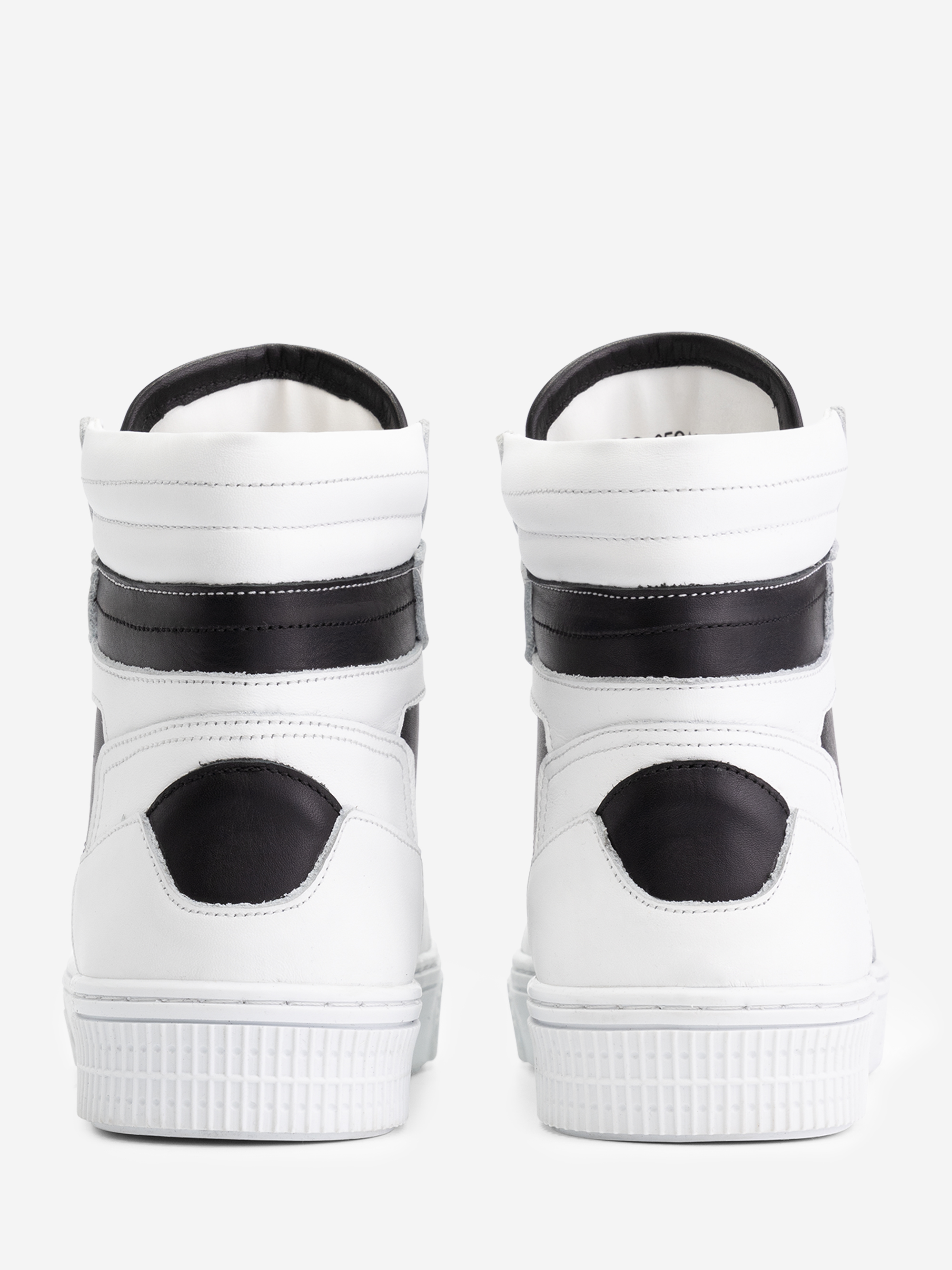 Lune Sneaker
