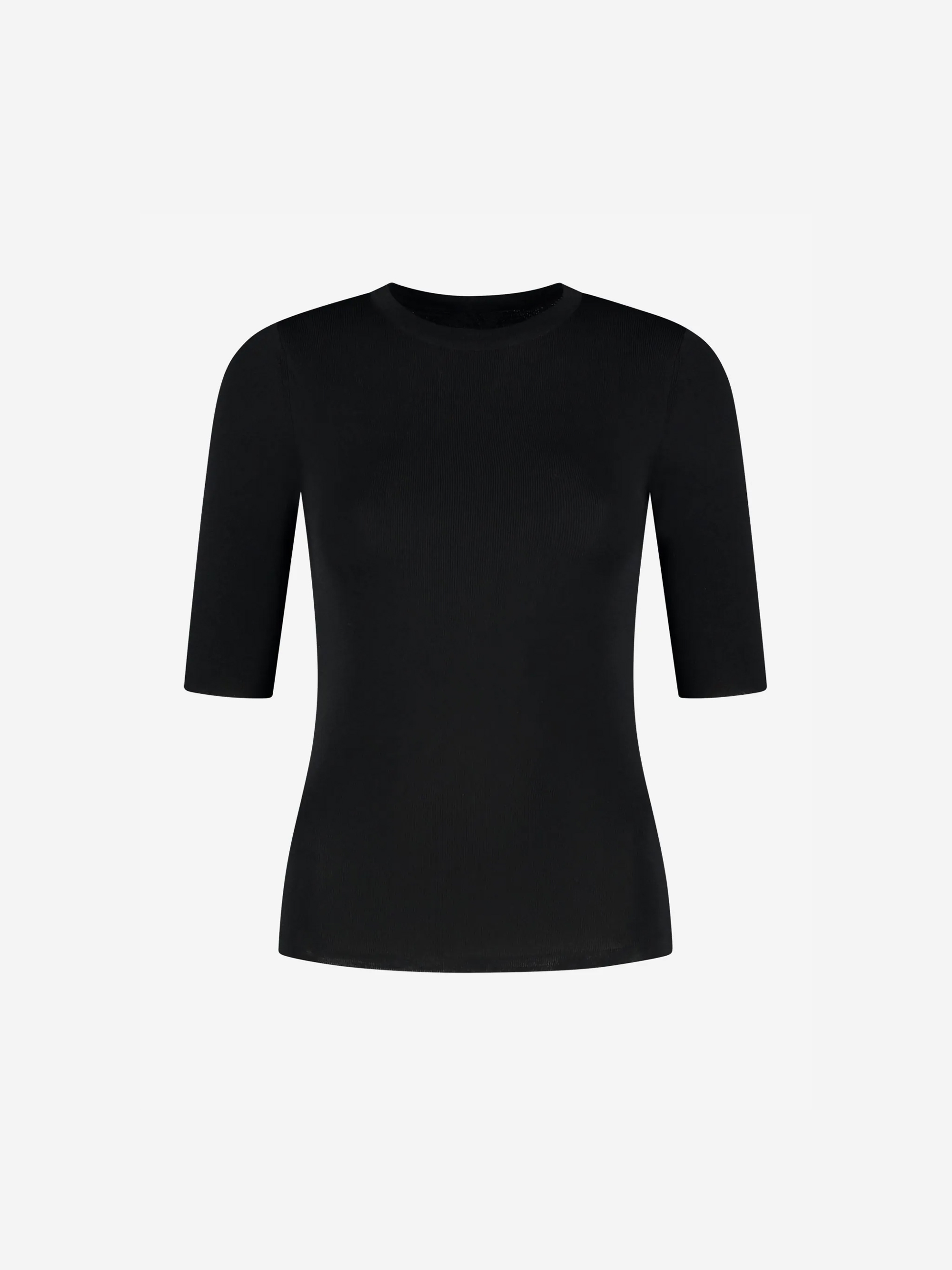 Fitted top with three-quarter sleeves