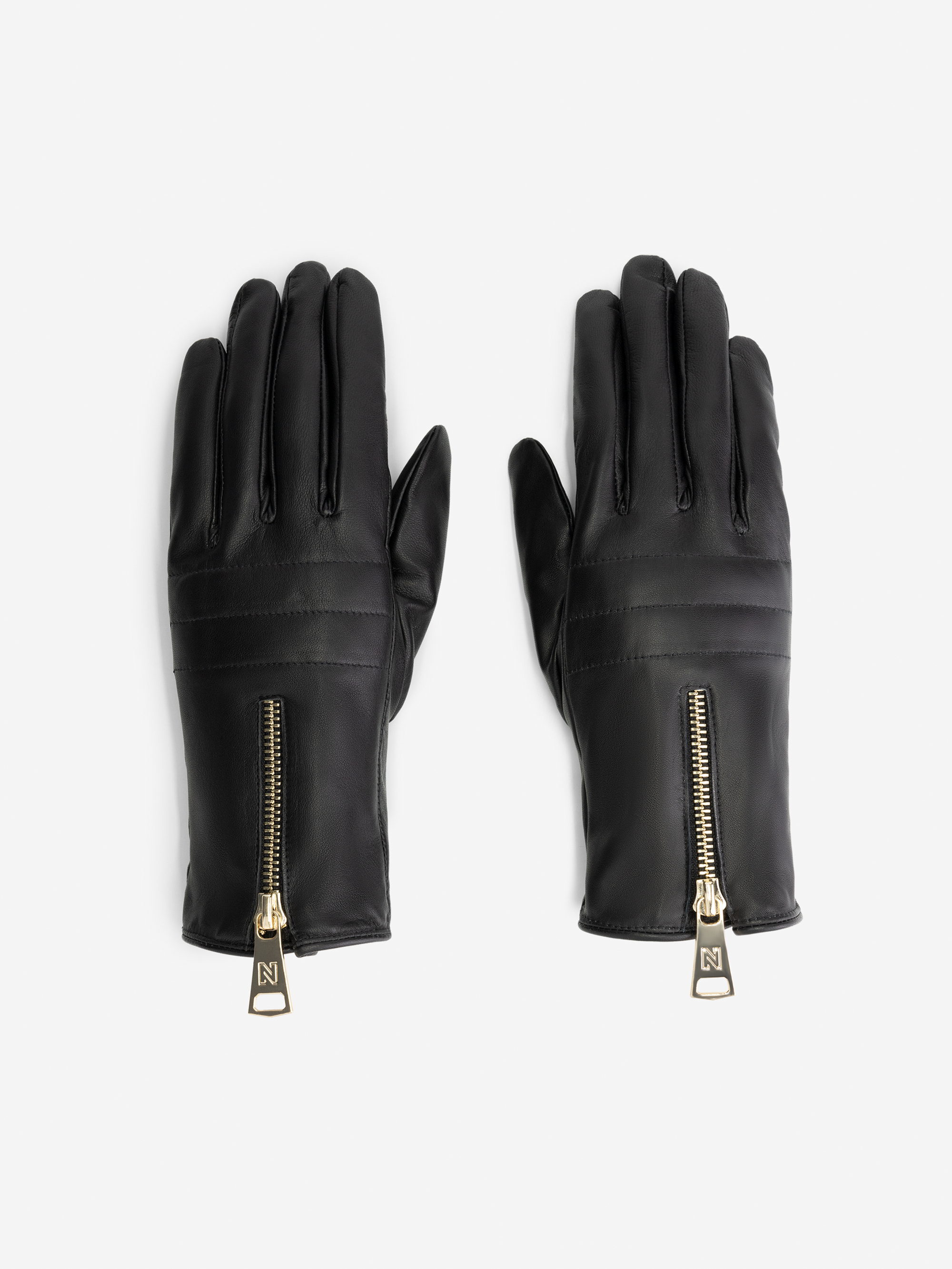 NIKKIE Gloves