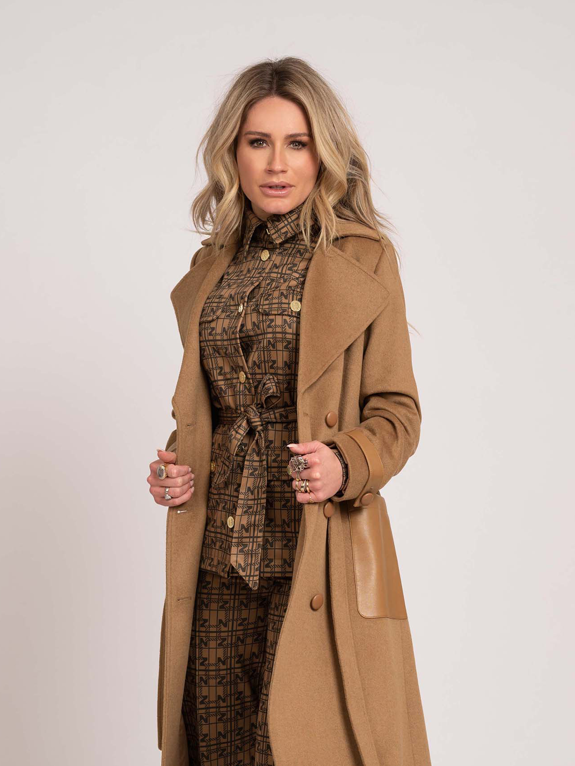Blouse with tie belt