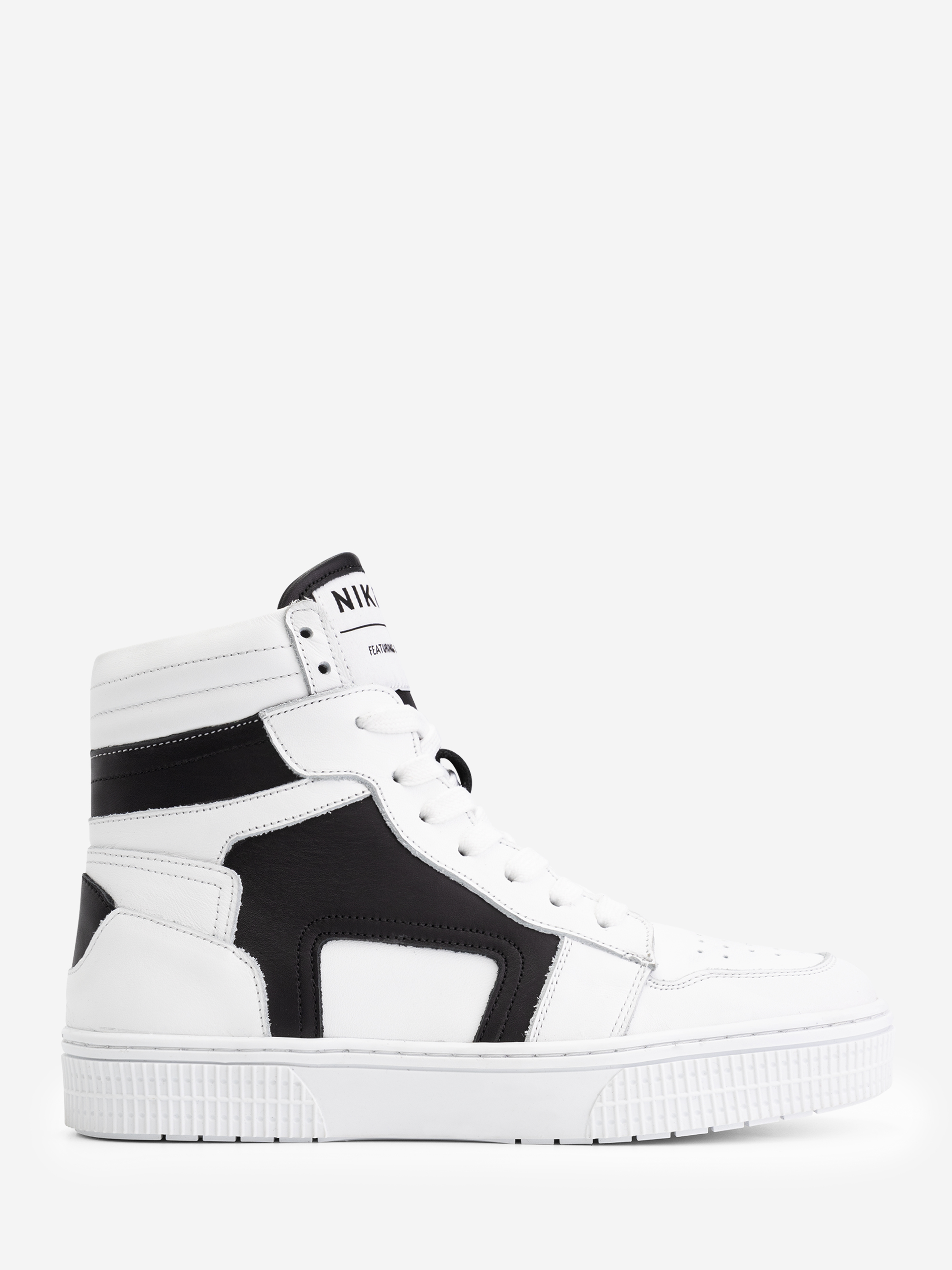 Lune Sneaker