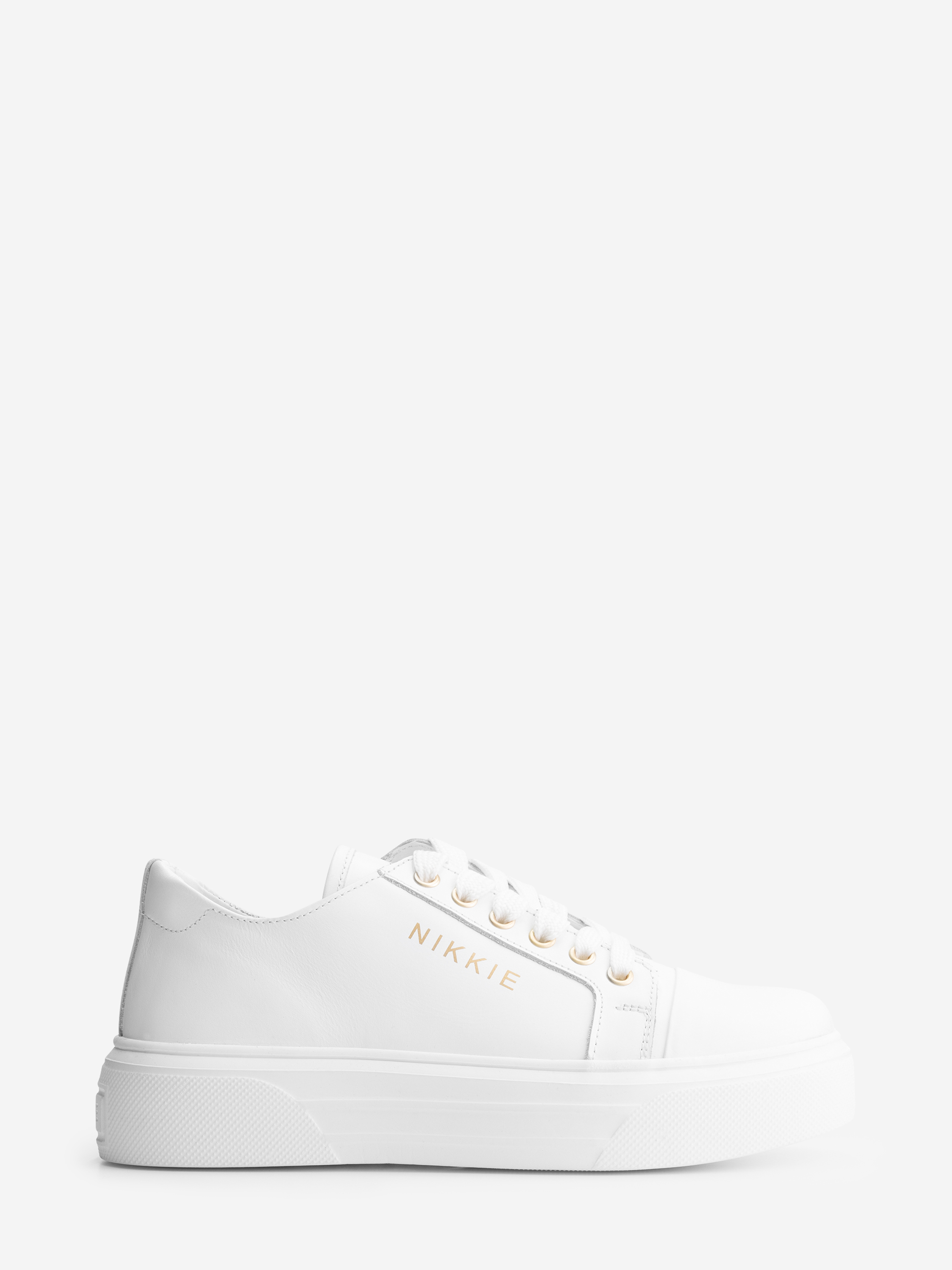 Low sneakers