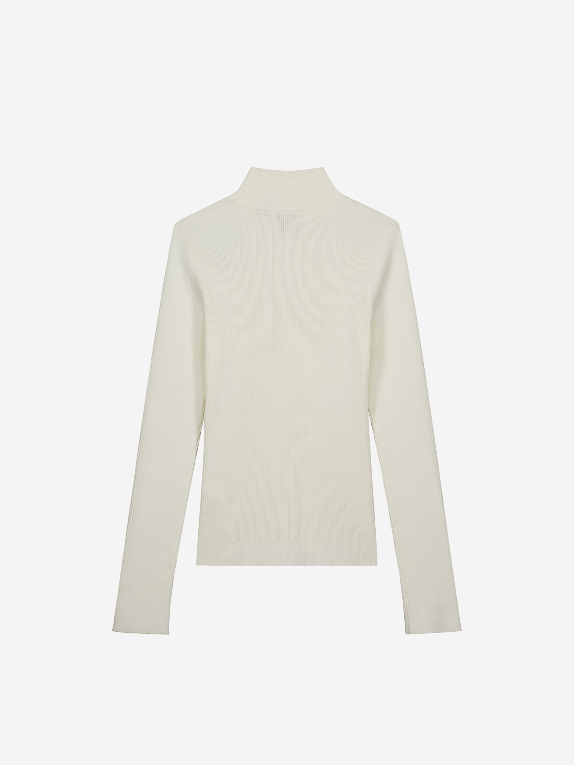 Ribbed ski pully with turtleneck