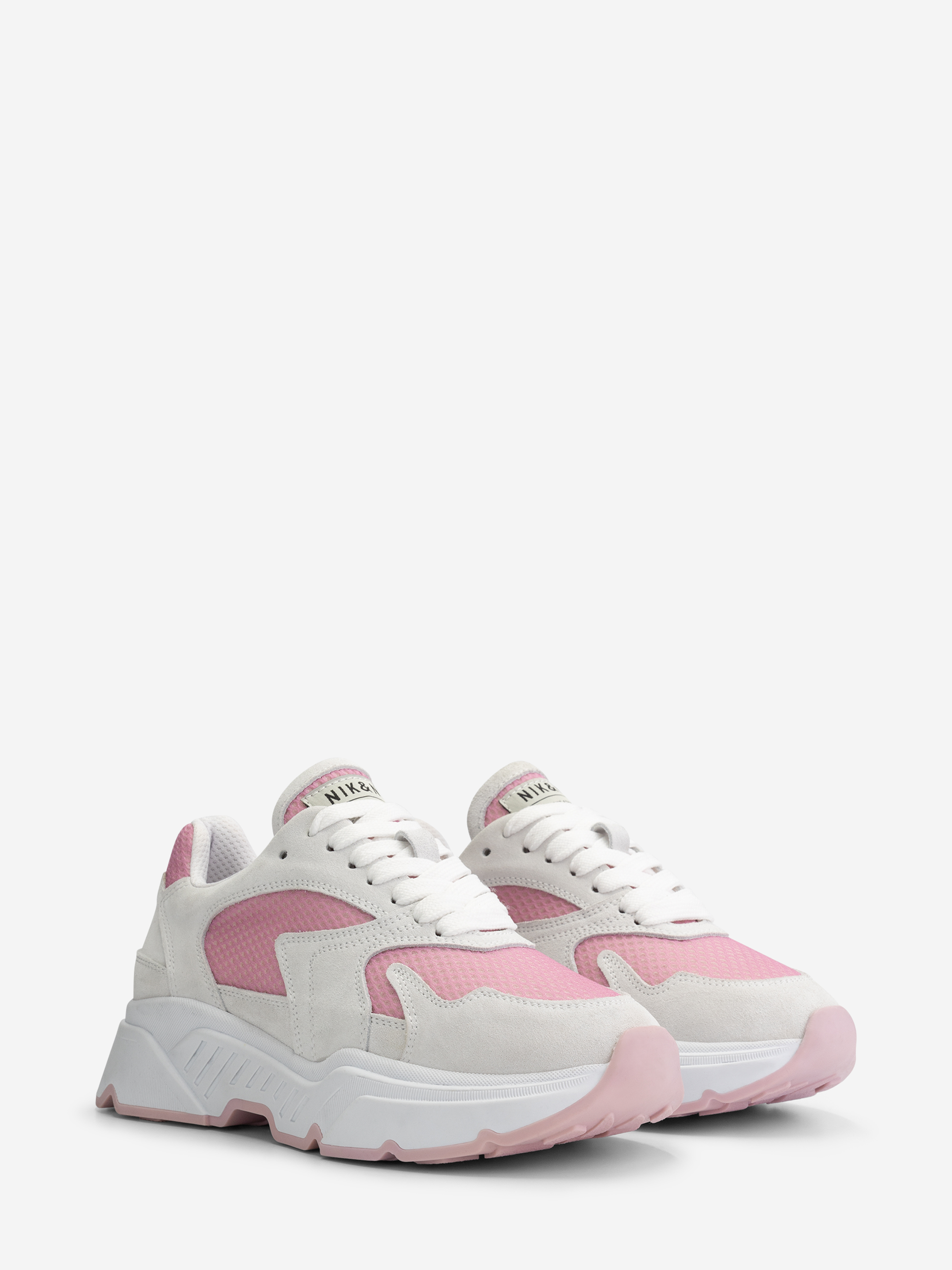 Lage sneakers met gekleurde zool