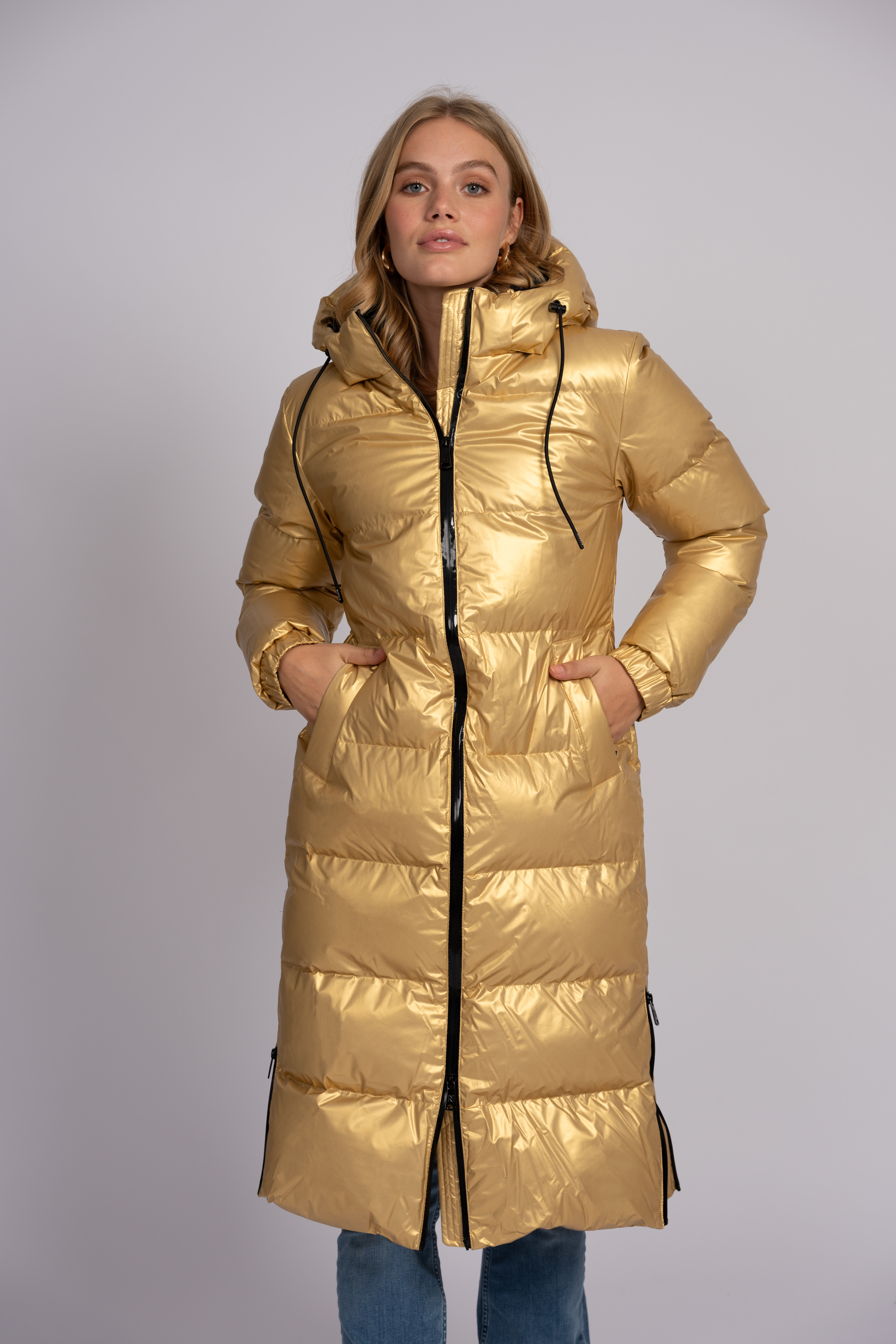Coats & Jackets