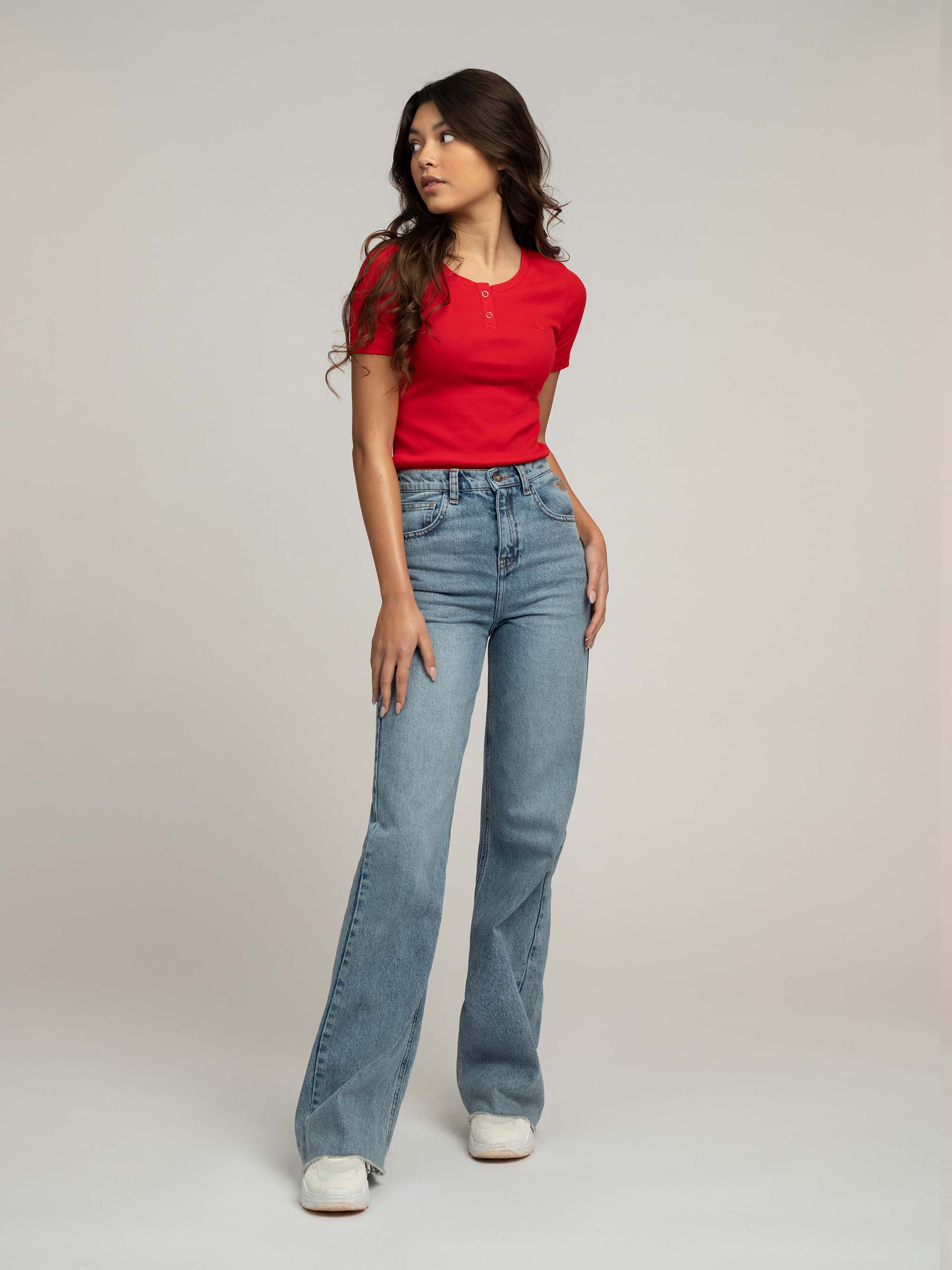 LIGHT BLUE FLARED JEANS