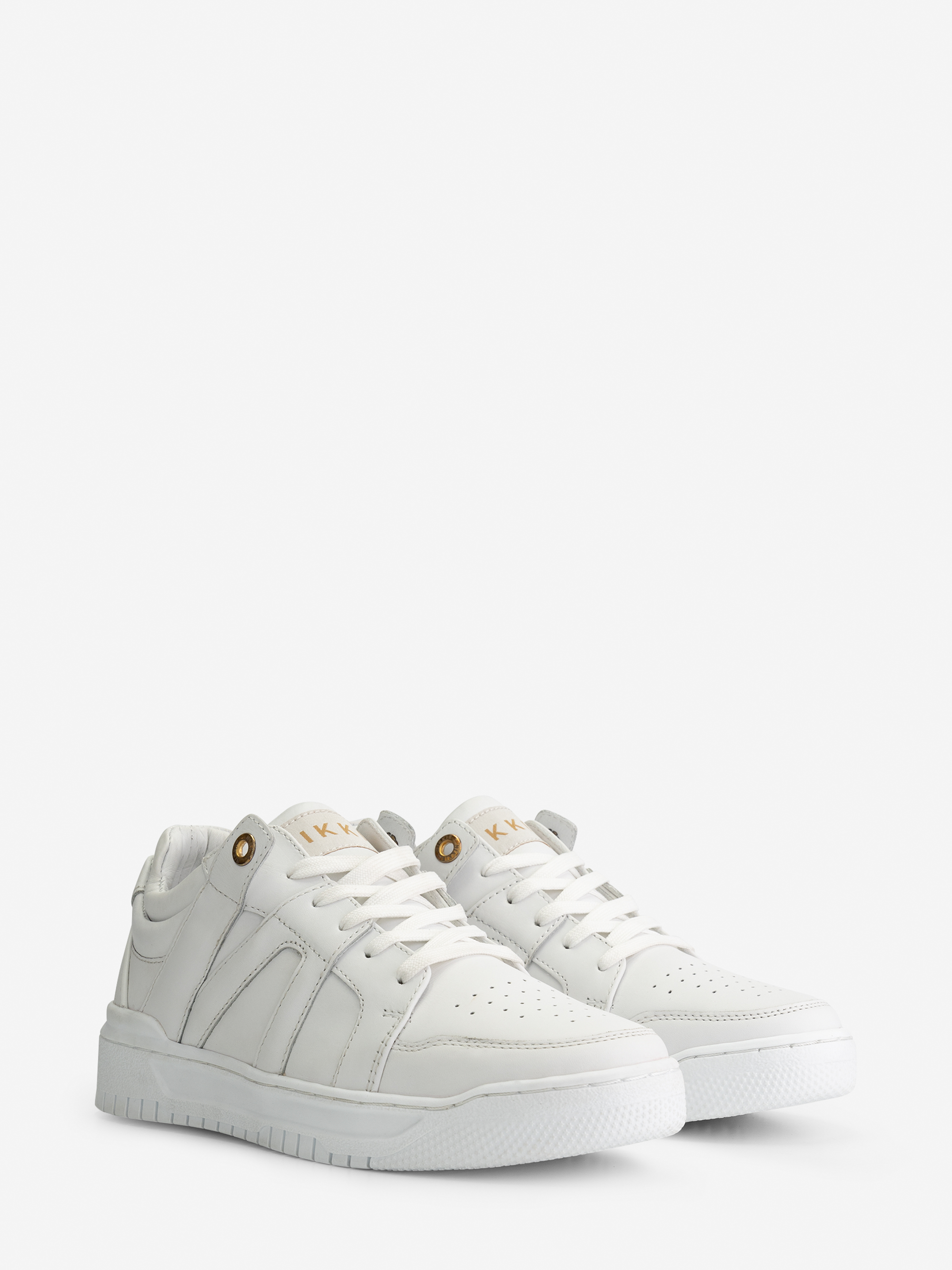 Low sneakers